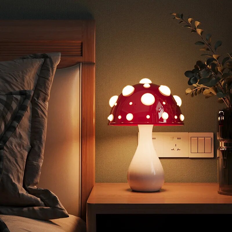 Rovenature | Amanita LED Table Lamp