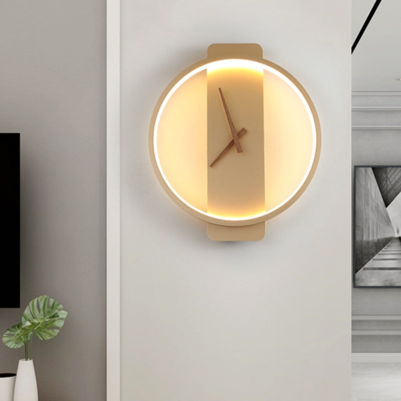 Rovenature Decorative Wall Light with Integrated Clock Display