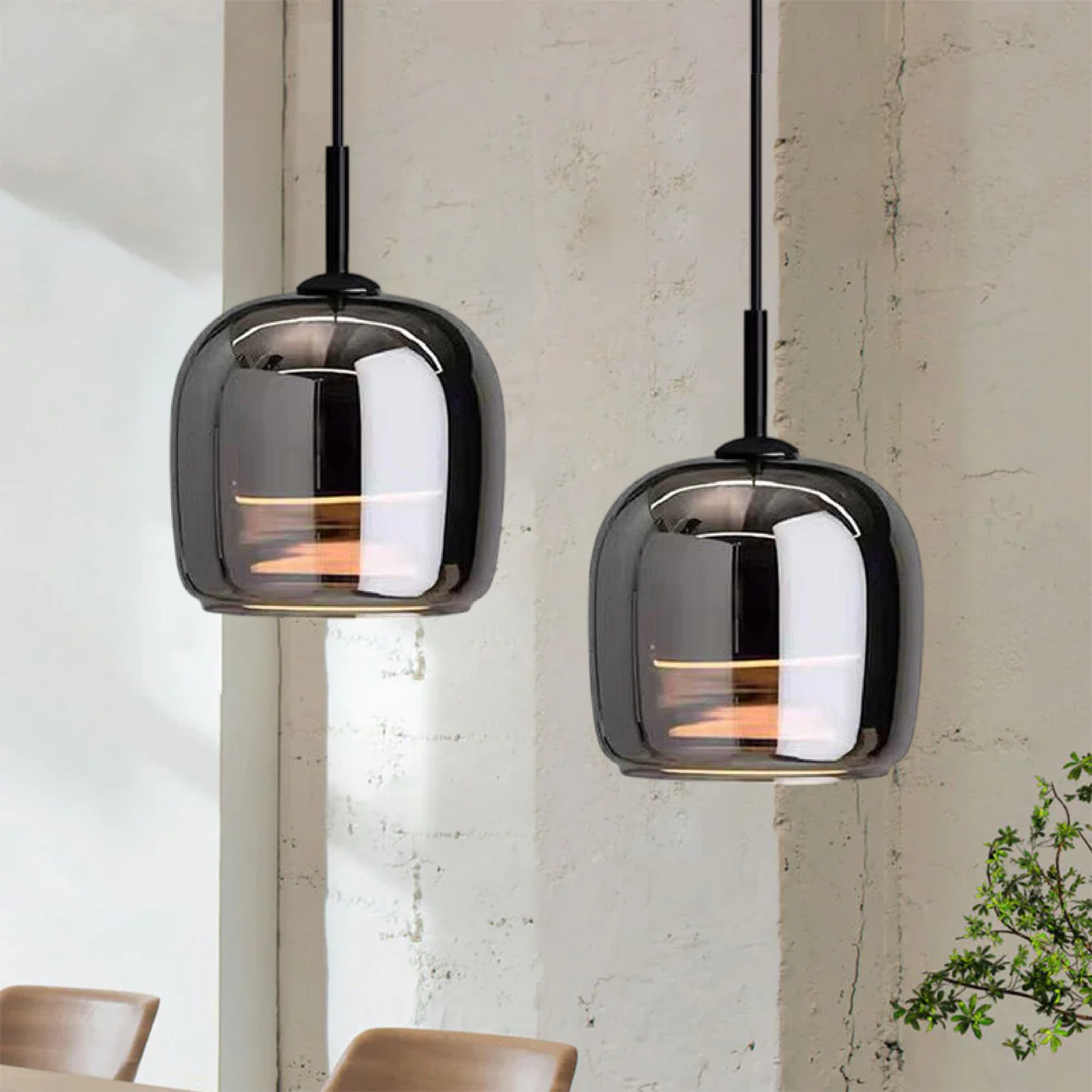 Rovenature Black Glass Pendant Light - Modern LED Chandelier for Stylish Interiors