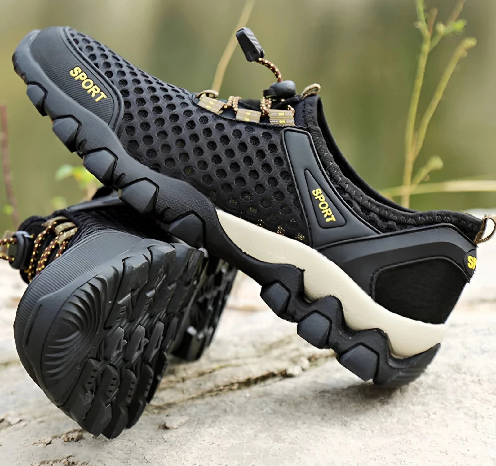 Breathable mesh water shoes designed for quick-dry and slip-resistant performance, ideal for hiking and outdoor activities, featuring a durable sole and sporty design.