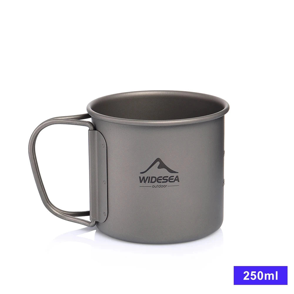 Titanium camping mug with a capacity of 250ml, featuring a lightweight and portable design, suitable for outdoor cooking and drinking.