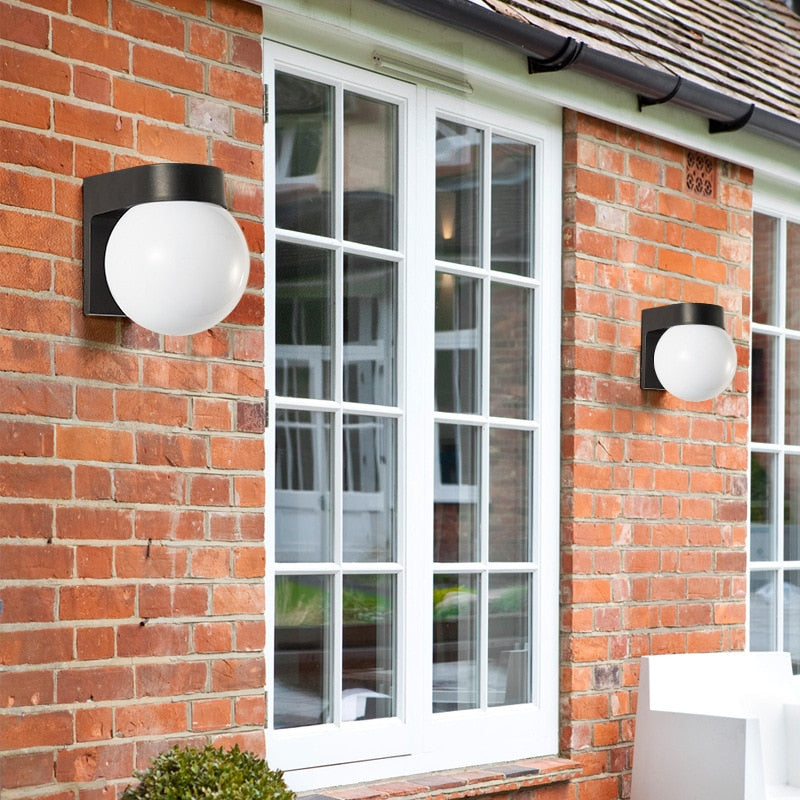 Rovenature Outdoor Wall Light Sphere