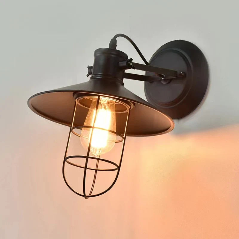 Industrial Wall Lamp for Elegant Lighting Rovenature