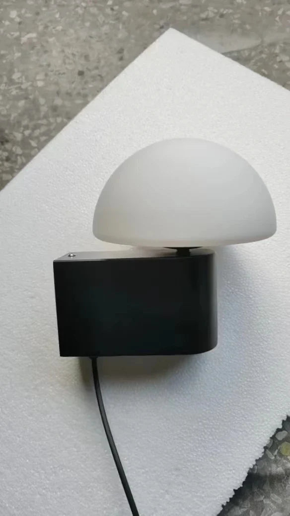 Design Wall Lamp with Plug in Dark Green or Deep Black Rovenature