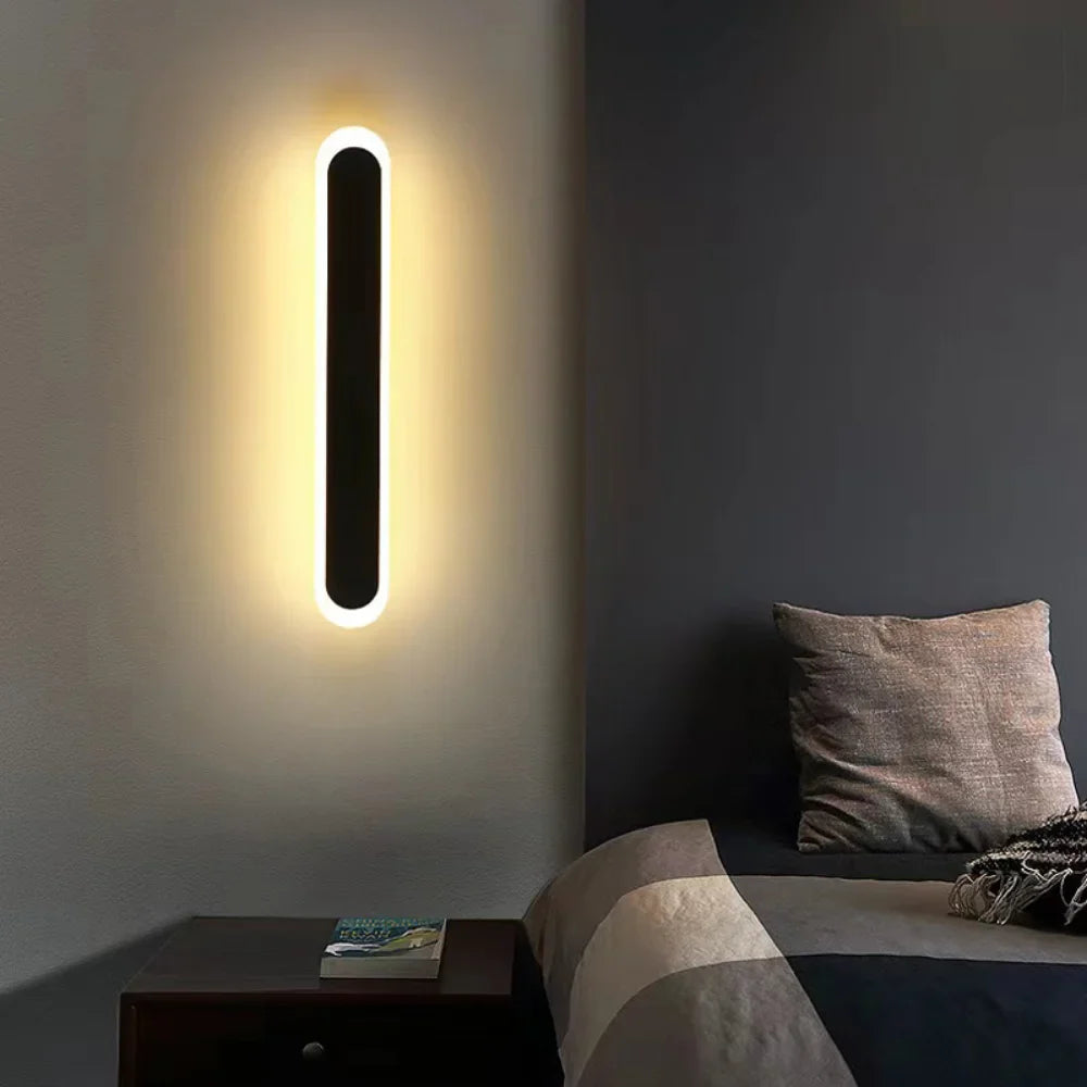 Linear Wall Lamp Black - Minimalist Elegance for Rovenature